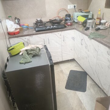 1 RK Independent House For Rent in RWA Apartments Sector 72, Sector 72