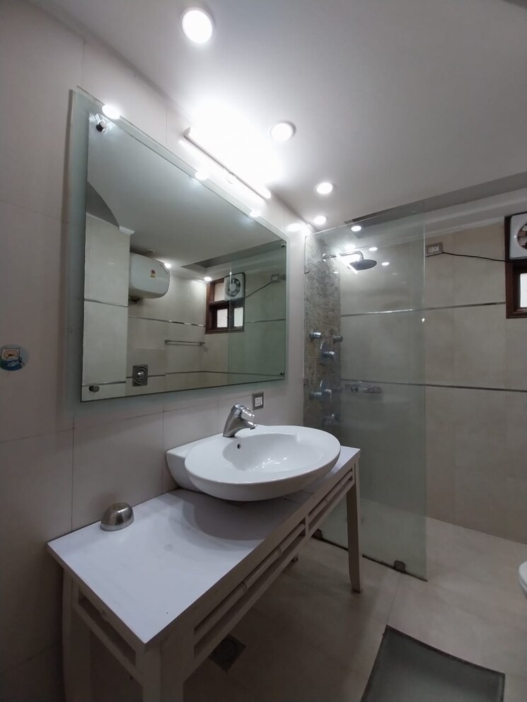 Bathroom, ambience-island 2 Bedroom 1500 Sq.Ft. Apartment In Sector 24 Gurgaon 9696835