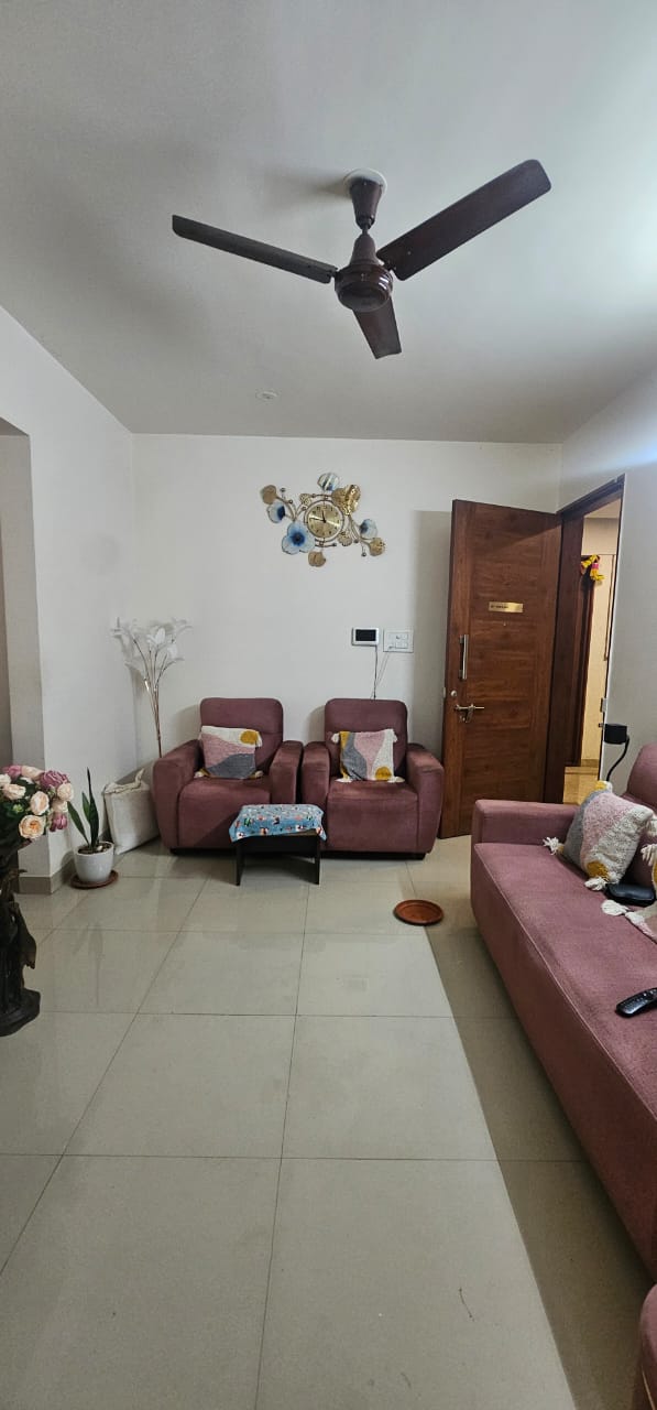 2 BHK + Pooja Room,Servant Room,Study Room,Extra Room Apartment For Rent in Karve Apartments