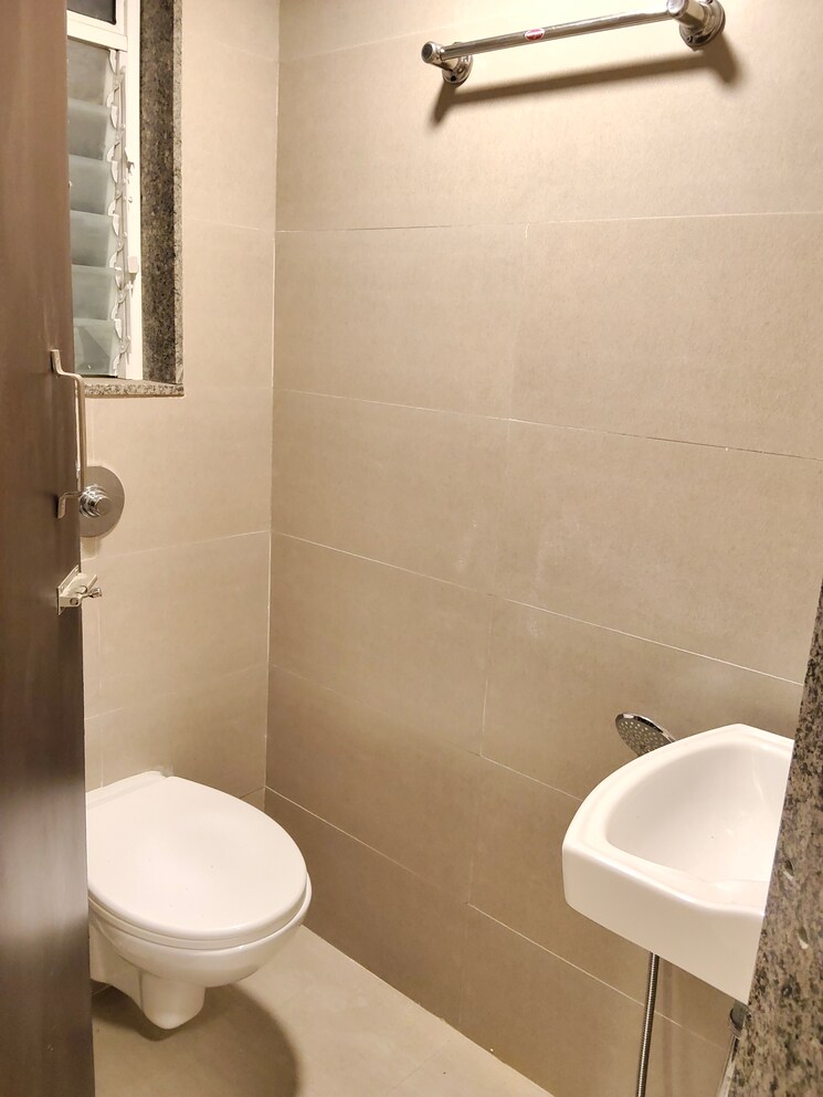 Attached Bathroom, group-satellite-aarambh 1 Bedroom 300 Sq.Ft. Apartment In Malad East Mumbai 9696852