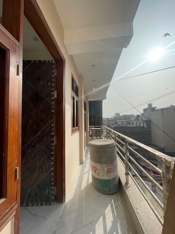 Balcony in 1 BHK Builder Floor at Chattarpur – for Rent