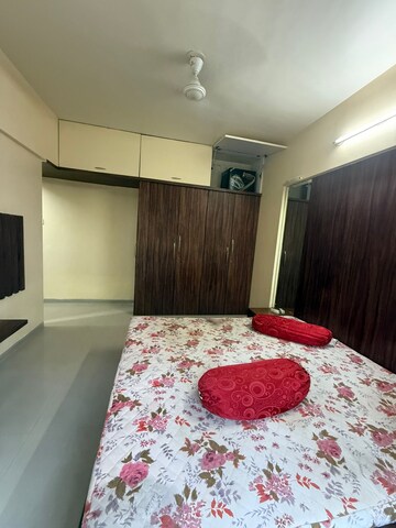 Bedroom in 2 BHK Apartment at Kothrud – for Rent