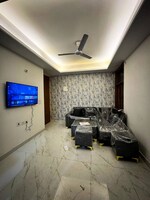 2 BHK + Study Room 900 Sq.Ft. Builder Floor in Saket