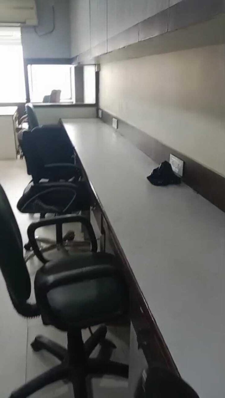 undefined, park street Commercial Office Space 450 Sq.Ft. In Park Street Kolkata 9696872