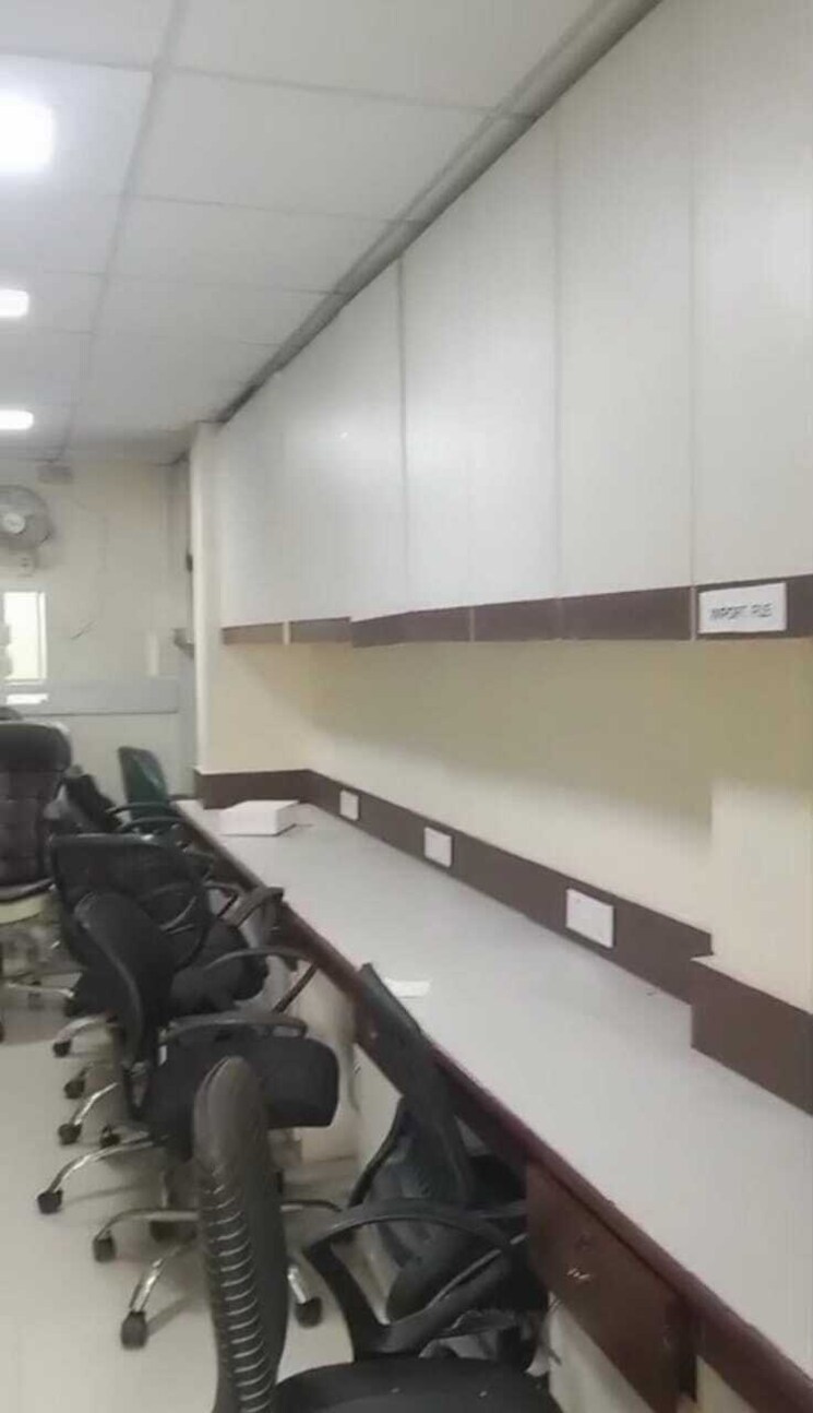 undefined, park street Commercial Office Space 450 Sq.Ft. In Park Street Kolkata 9696872