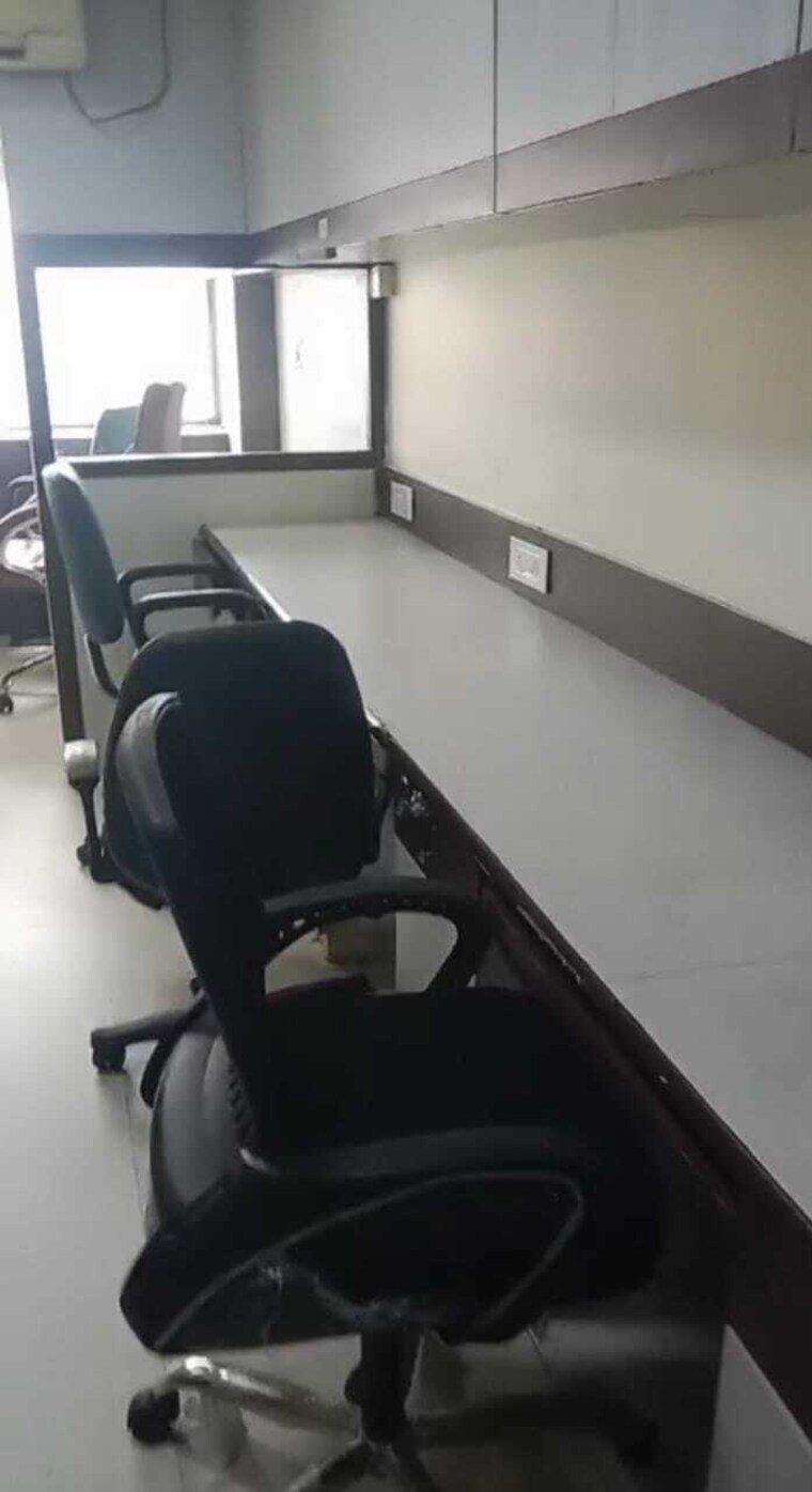 Gym, park street Commercial Office Space 450 Sq.Ft. In Park Street Kolkata 9696872