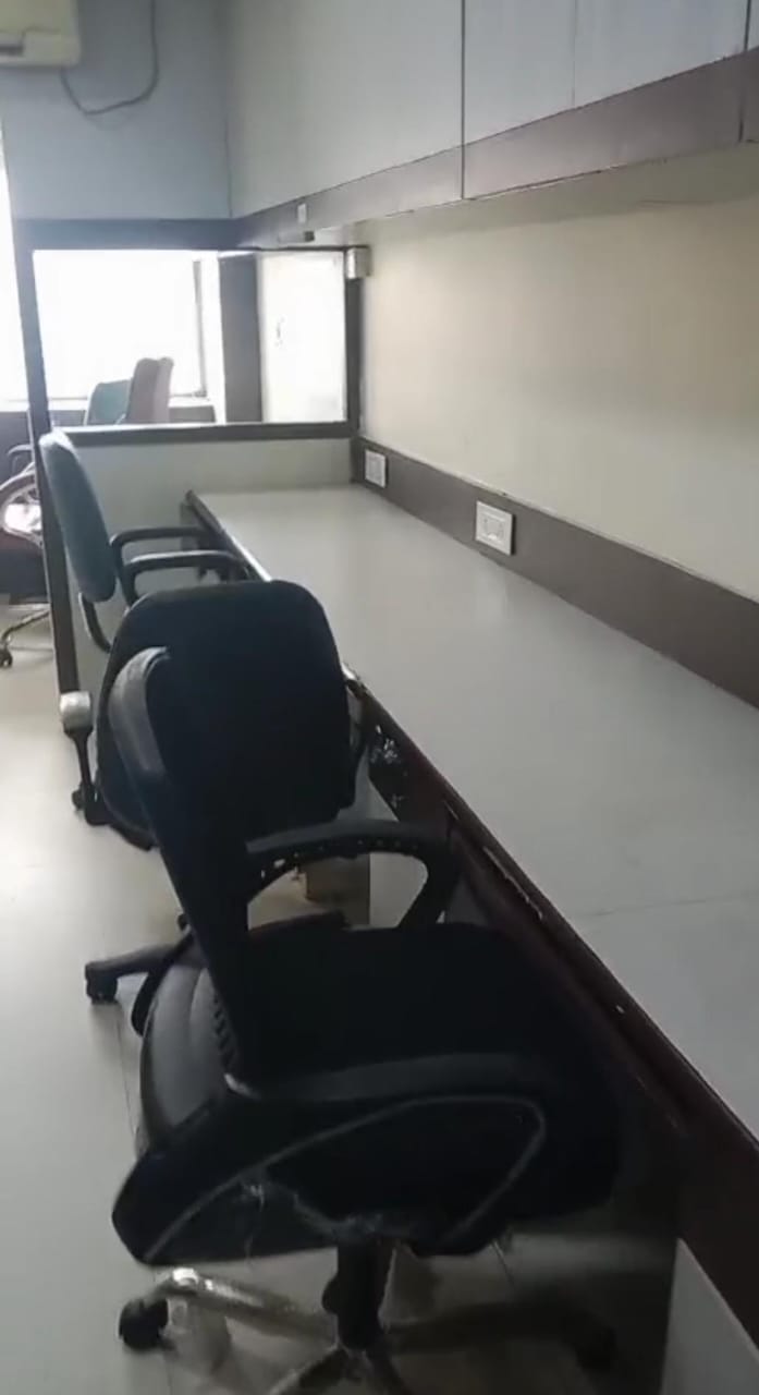 Gym, park street Commercial Office Space 450 Sq.Ft. In Park Street Kolkata 9696872