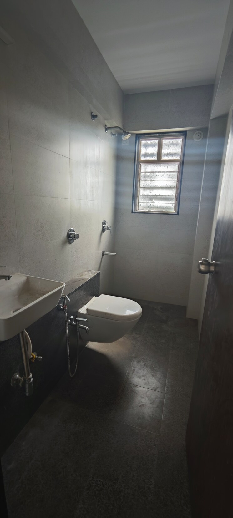 Bathroom, manoj-apartment 3 Bedroom 2130 Sq.Ft. Penthouse In Aundh Pune 9696883