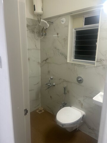 Bathroom in 1 BHK Apartment at Borivali East – for Rent