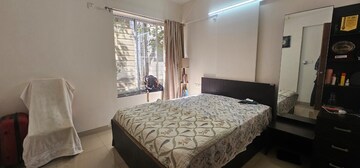 Bedroom in 2 BHK Apartment at Kothrud – for Rent
