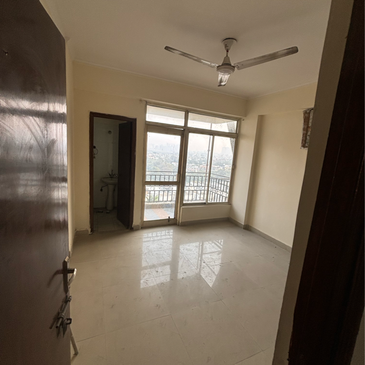 Room, gardenia-grace 3.5 Bedroom 1750 Sq.Ft. Apartment In Sector 61 Noida 9696912
