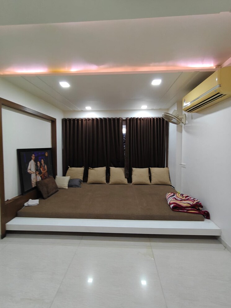 Bedroom, bodakdev 4 Bedroom 2800 Sq.Ft. Apartment In Bodakdev Ahmedabad 9696955