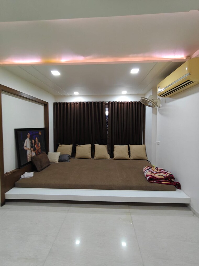 Bedroom, bodakdev 4 Bedroom 2800 Sq.Ft. Apartment In Bodakdev Ahmedabad 9696955