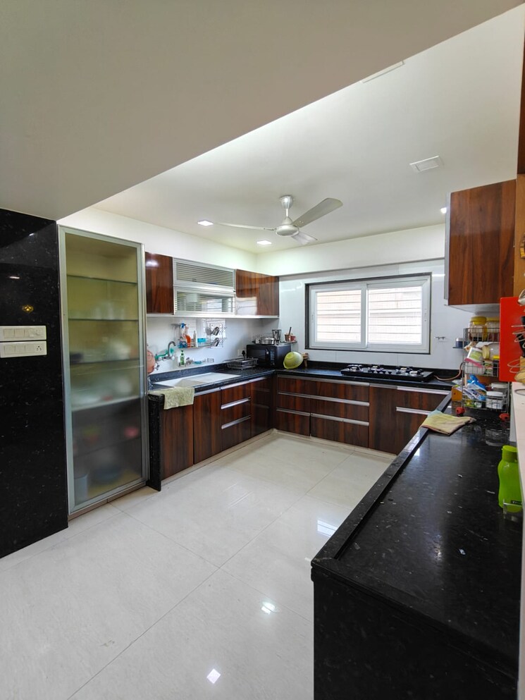 Kitchen, bodakdev 4 Bedroom 2800 Sq.Ft. Apartment In Bodakdev Ahmedabad 9696955