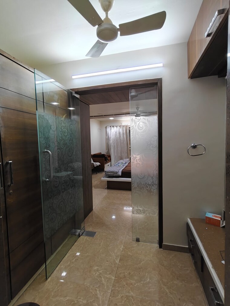 Room, bodakdev 4 Bedroom 2800 Sq.Ft. Apartment In Bodakdev Ahmedabad 9696955