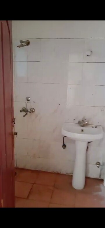 Bathroom in 3 BHK Apartment at Piyush Heights, Sector 89 – for Rent