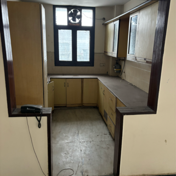 Kitchen in 3 BHK Independent House at Mahagun Manor, Sector 50 – for Sale