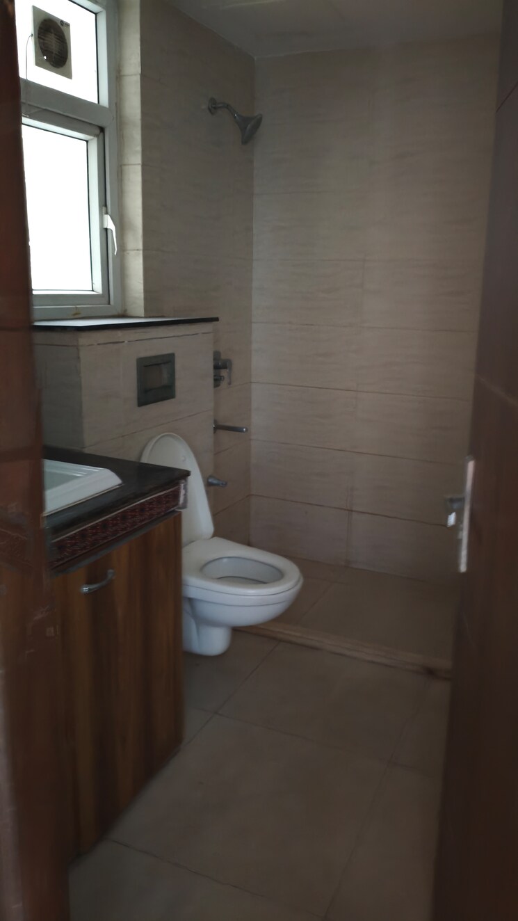 Master Bedroom, puri-anand-villas-phase-ii 3 Bedroom 2335 Sq.Ft. Apartment In Sector 81 Faridabad 9696939