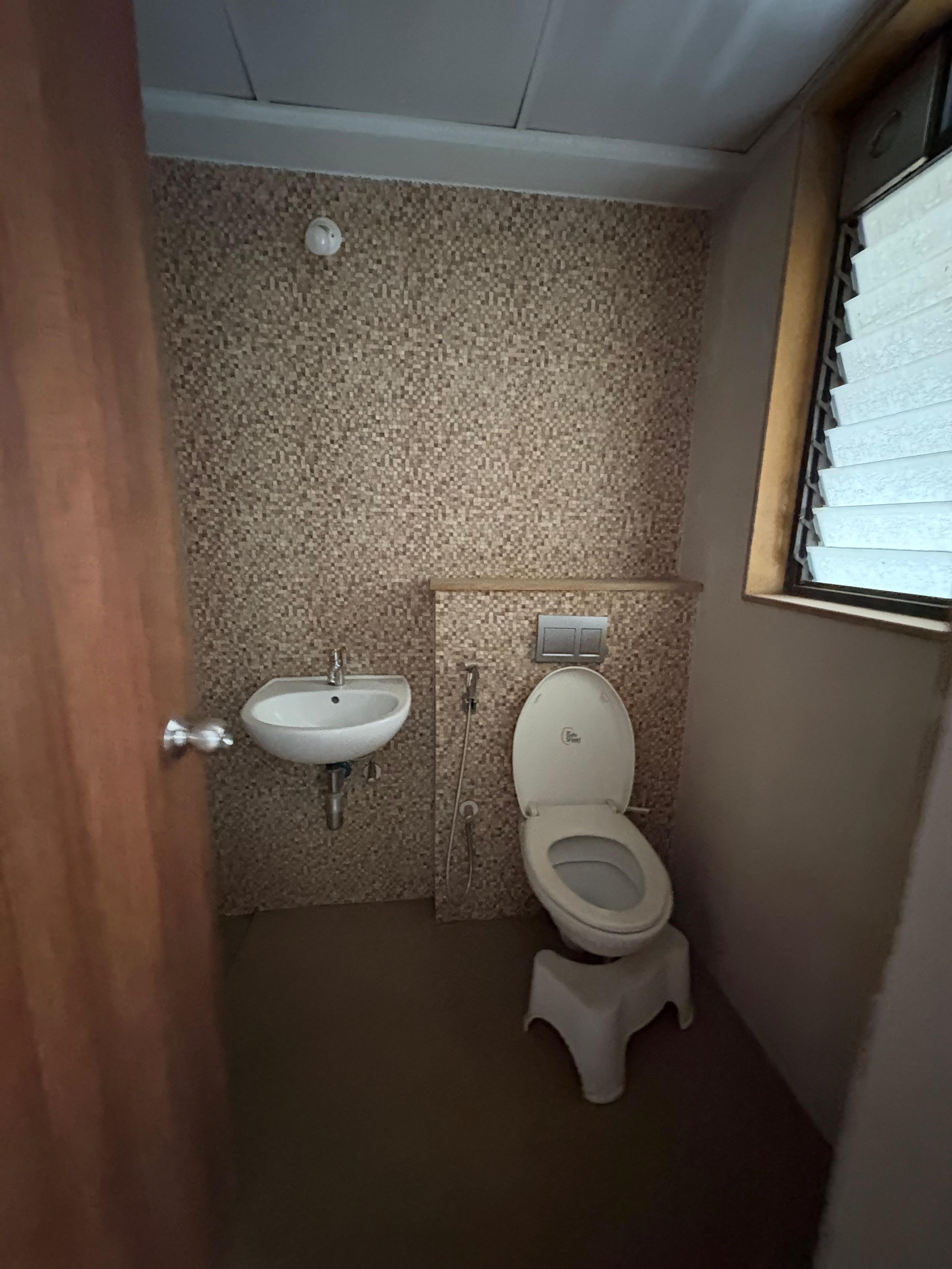 2 BHK + Pooja Room Apartment For Rent in Lodha Downtown