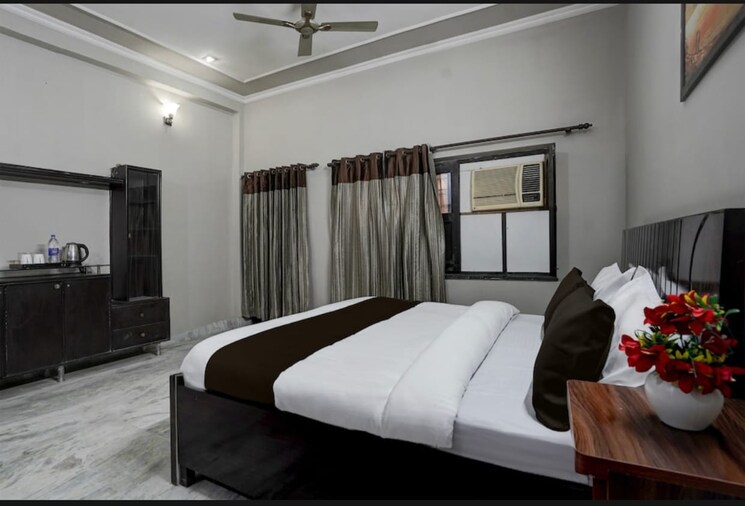 Bedroom, jaypee-greens-star-court 2 Bedroom 1698 Sq.Ft. Apartment In Jaypee Greens Greater Noida 9696971