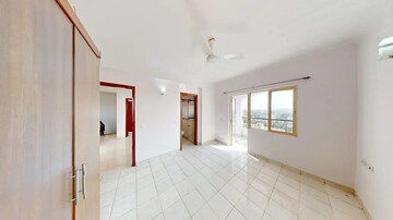 Room in 3 BHK Apartment at Regency Magnum, Kalyan Nagar – for Sale