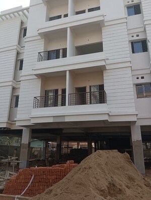 3 BHK Builder Floor – Exterior View View at 6 Mile - for Sale