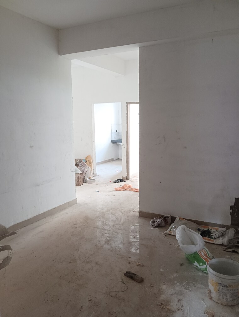 Room, 6 mile 3 Bedroom 1260 Sq.Ft. Builder Floor In 6 Mile Guwahati 9696979