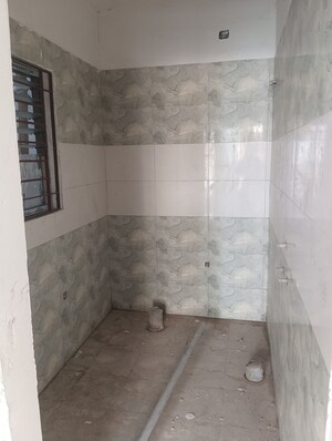 Bathroom in 3 BHK Builder Floor at 6 Mile – for Sale