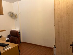 Bathroom in 1.5 BHK Apartment at Central Park Resorts, Sector 48 – for Sale