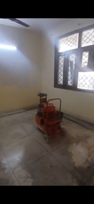 Parking in 3 BHK Apartment at Purvanchal Vasant Vihar Apartment, Sector 62 – for Rent