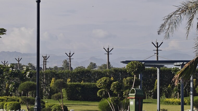 Garden, panchkula urban estate  180 Sq.Yd. Plot In Panchkula Urban Estate Panchkula 9697032