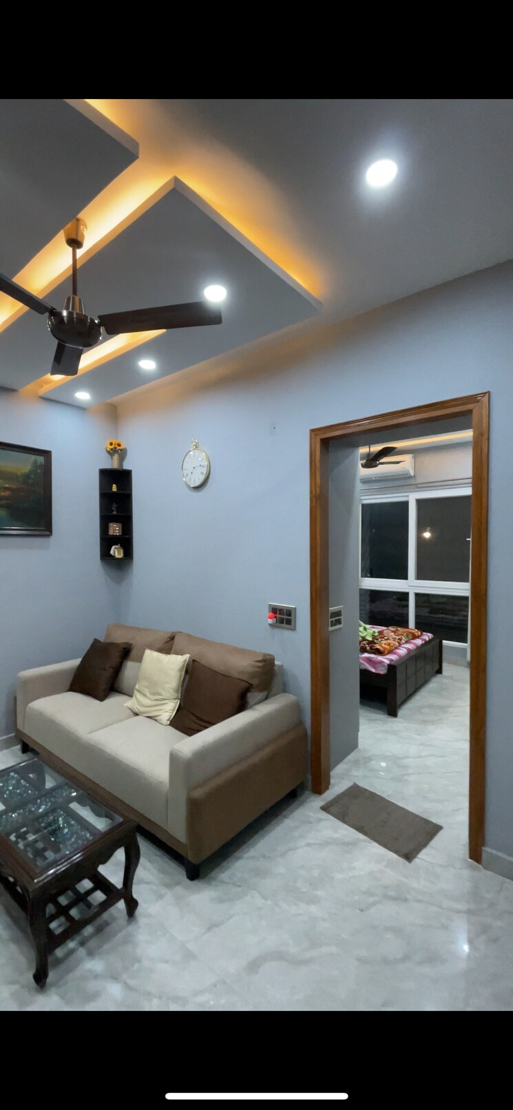 Living Room, wave-city 5 Bedroom 125 Sq.Yd. Villa In Wave City Ghaziabad 9697036