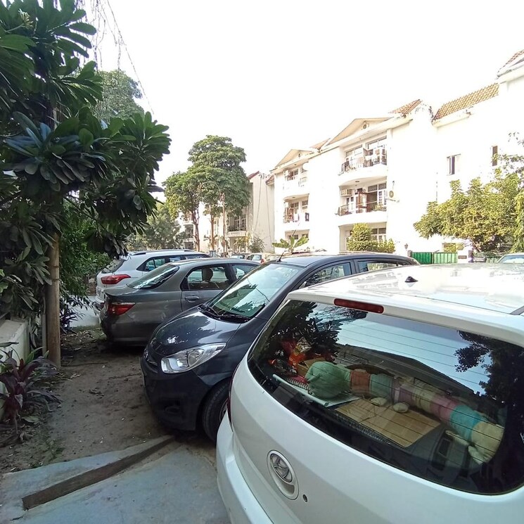  Parking, m2k-spring-floors 3 Bedroom 2100 Sq.Ft. Builder Floor In Sector 50 Gurgaon 9697048