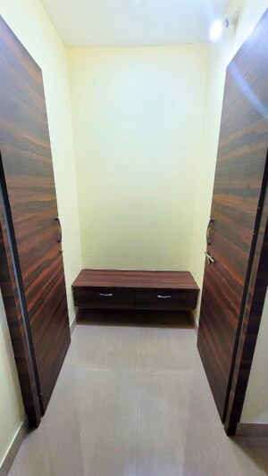 Bedroom in 3 BHK Apartment at Nanakramguda – for Rent