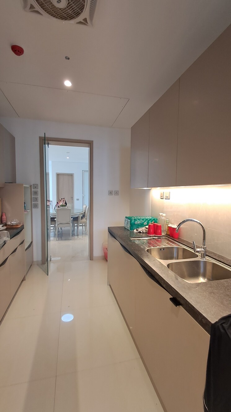 Kitchen, rustomjee-crown 4 Bedroom 2500 Sq.Ft. Apartment In Prabhadevi Mumbai 9697098