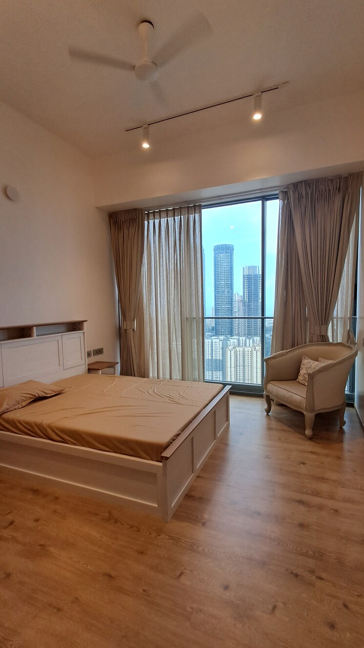 Master Bedroom, rustomjee-crown 4 Bedroom 2500 Sq.Ft. Apartment In Prabhadevi Mumbai 9697098