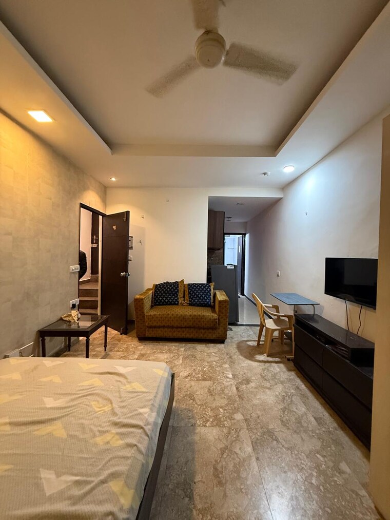 Living Room, chittaranjan park 1 Bedroom 800 Sq.Ft. Builder Floor In Chittaranjan Park Delhi 9697129
