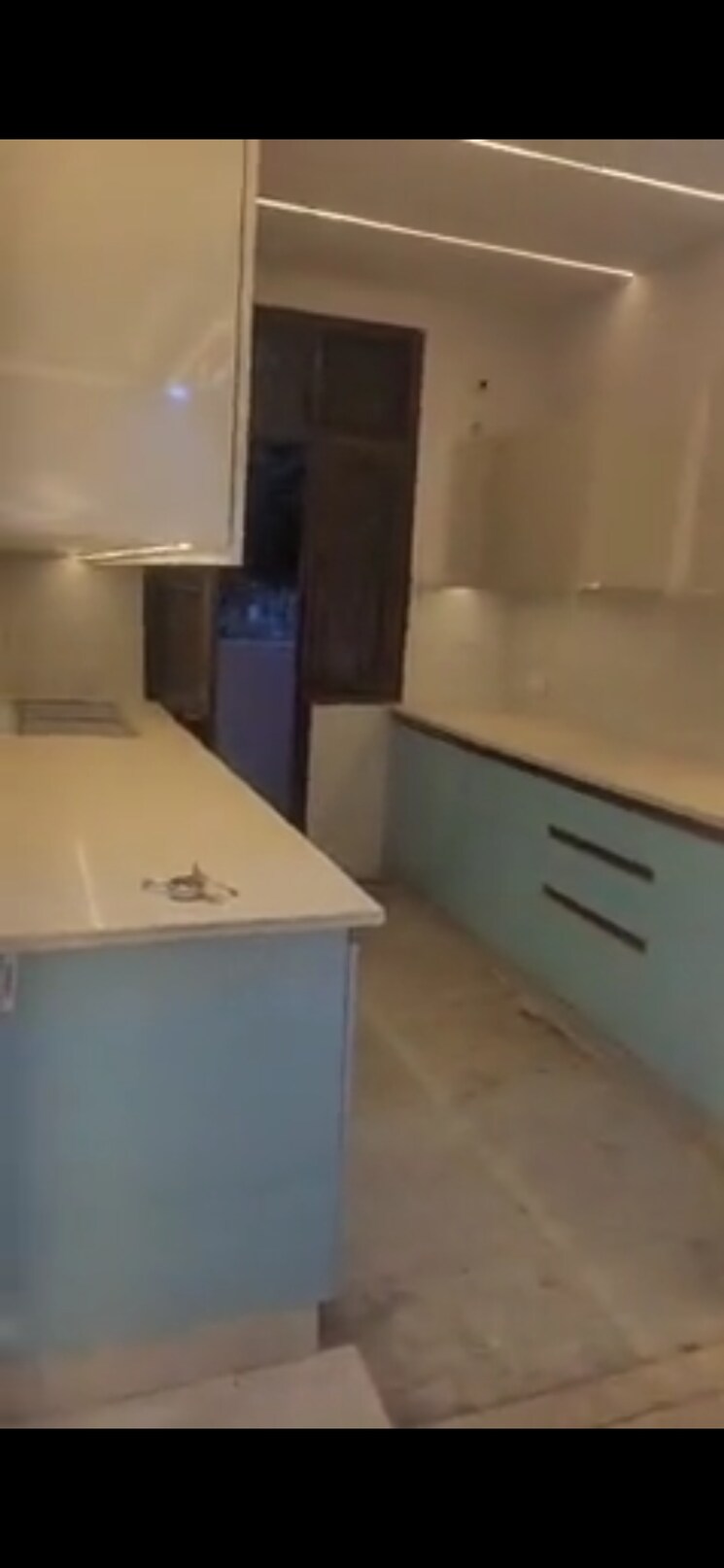 Kitchen, varun-apartment-noida 2.5 Bedroom 1200 Sq.Ft. Apartment In Sector 62 Noida 9697146