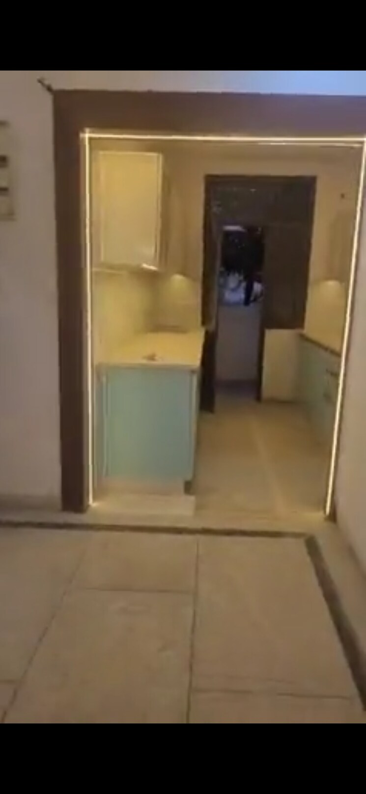 undefined, varun-apartment-noida 2.5 Bedroom 1200 Sq.Ft. Apartment In Sector 62 Noida 9697146