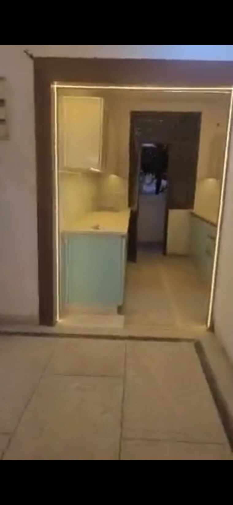 undefined, varun-apartment-noida 2.5 Bedroom 1200 Sq.Ft. Apartment In Sector 62 Noida 9697146