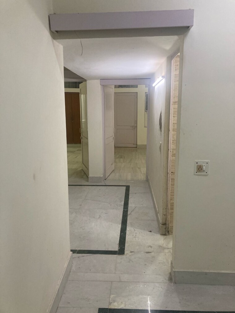 undefined, lajpat nagar ii 2 Bedroom 900 Sq.Ft. Builder Floor In Lajpat Nagar ii Delhi 9697157