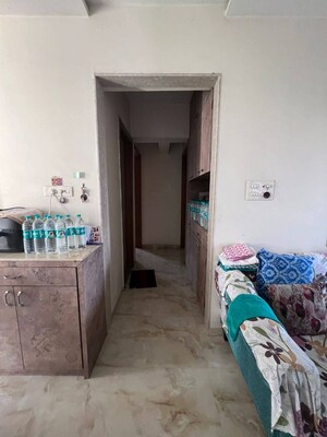 Bedroom in 3 BHK Apartment at Thane West – for Rent