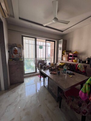 Master Bedroom in 3 BHK Apartment at Thane West – for Rent