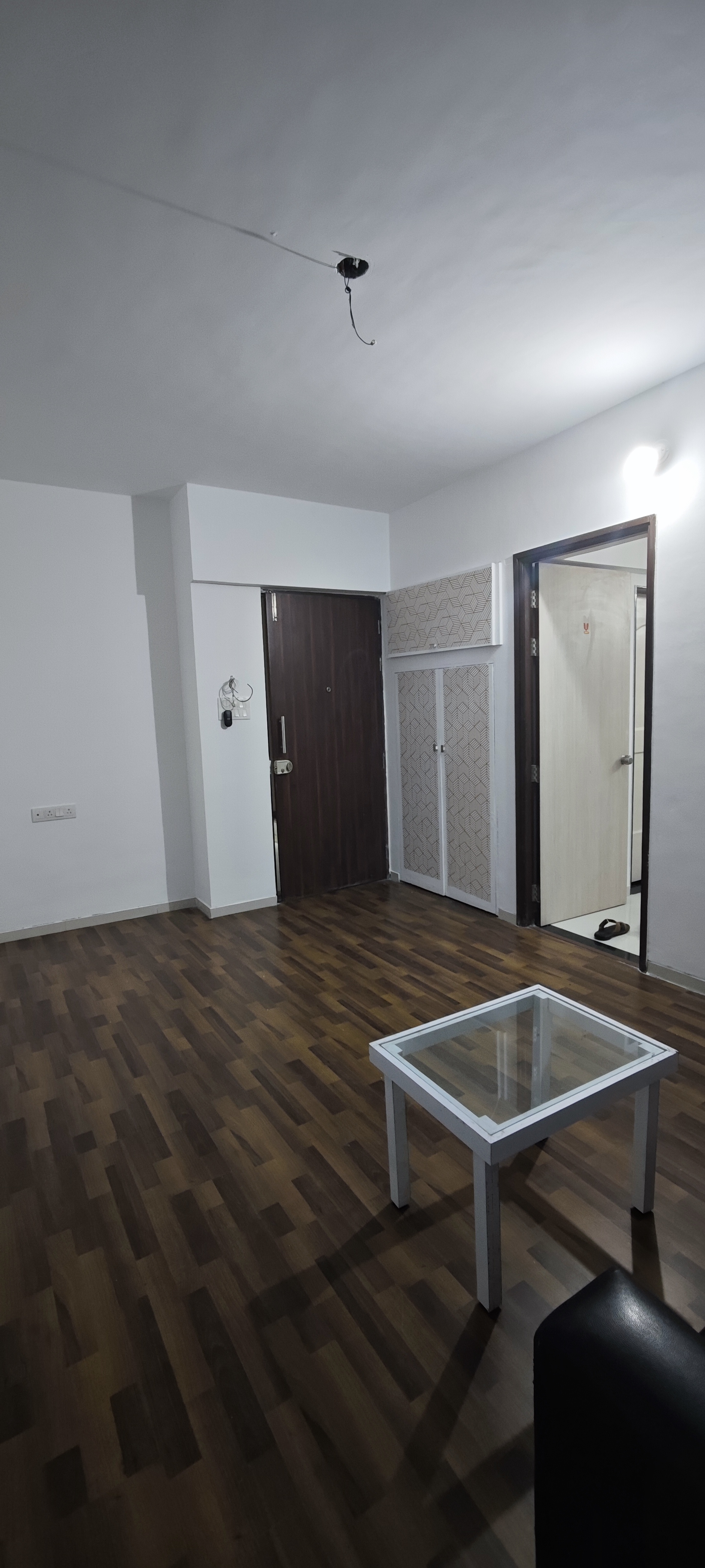 2 BHK Apartment For Rent in Shrinivas Apartment Visha