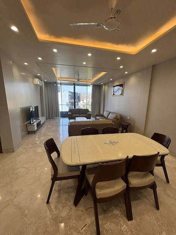 1 BHK Apartment For Rent in DLF Oakwood Estate, Dlf Phase ii