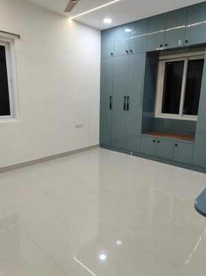 Room in 3 BHK Apartment at Greenmark Mayfair Apartments, Tellapur – for Rent