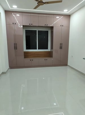 Room in 3 BHK Apartment at Greenmark Mayfair Apartments, Tellapur – for Rent