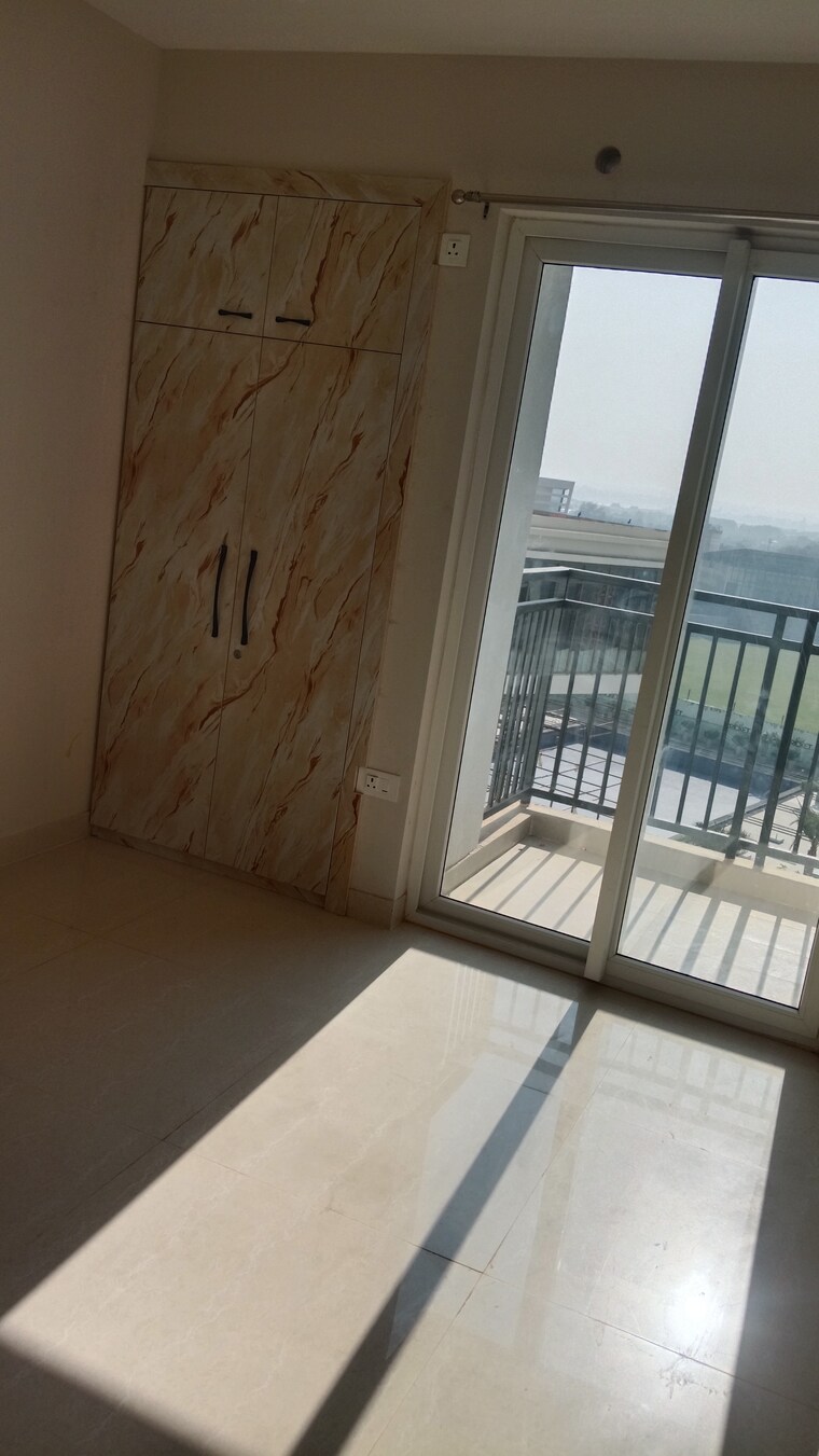 Balcony, eldeco-live-by-the-greens 3 Bedroom 827 Sq.Ft. Apartment In Sector 150 Noida 9697277