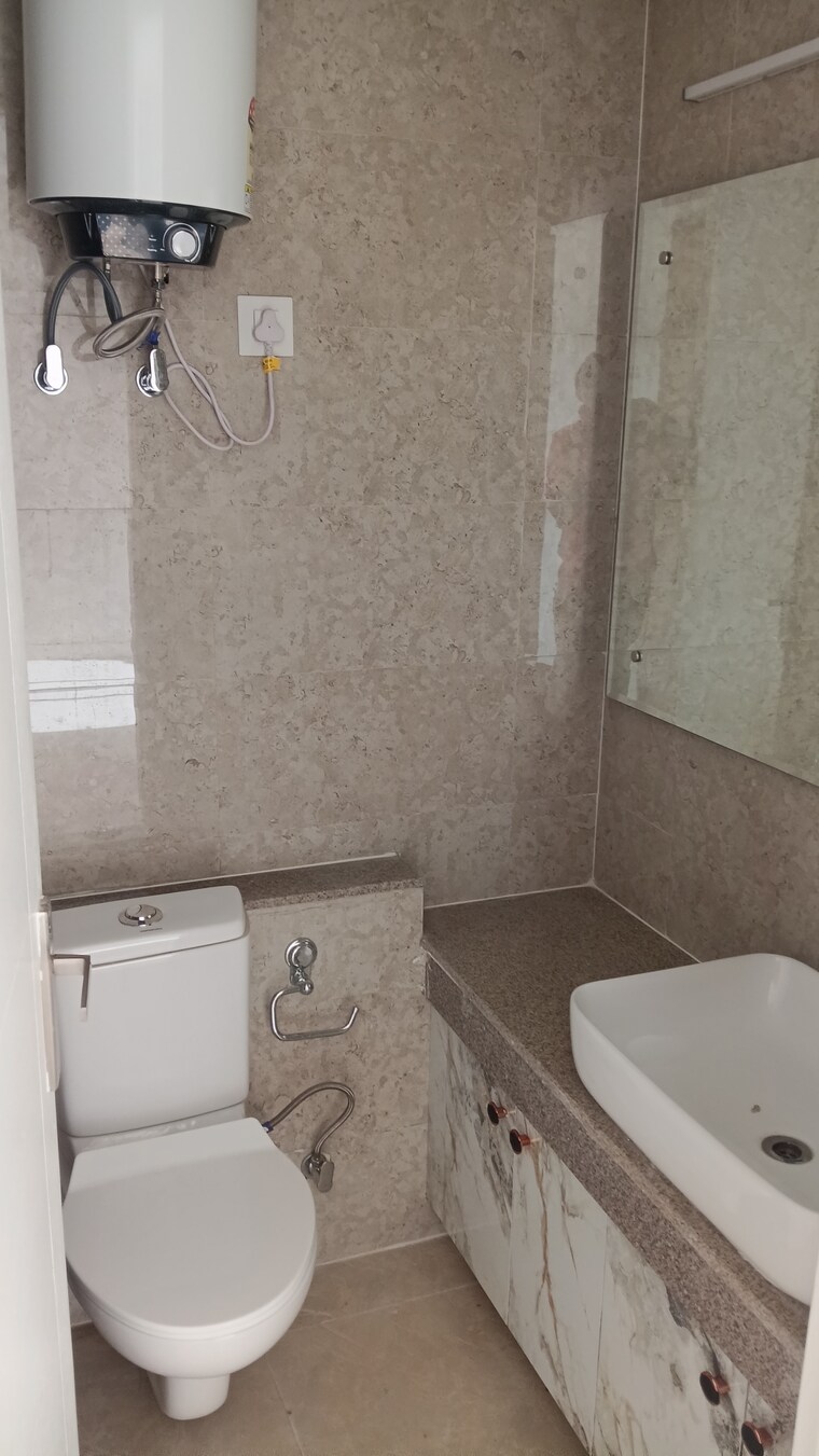 Bathroom, eldeco-live-by-the-greens 3 Bedroom 827 Sq.Ft. Apartment In Sector 150 Noida 9697277