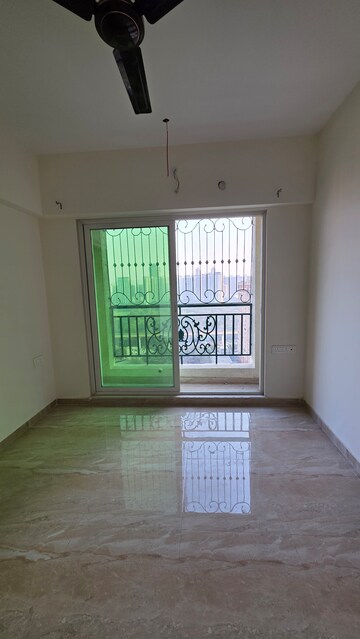 Room in 1 BHK Apartment at Siddhi Highland Springs, Dhokali – for Rent